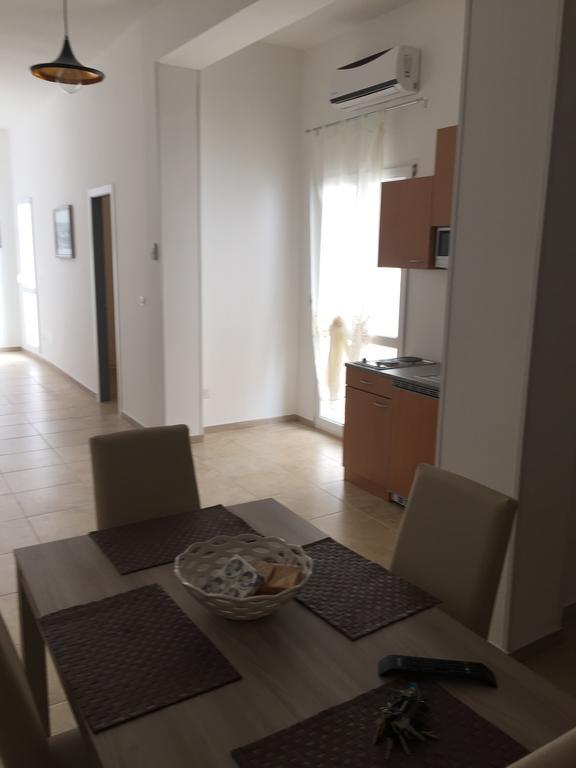 La Pergola Del Centro Apartment Brindisi Ngoại thất bức ảnh